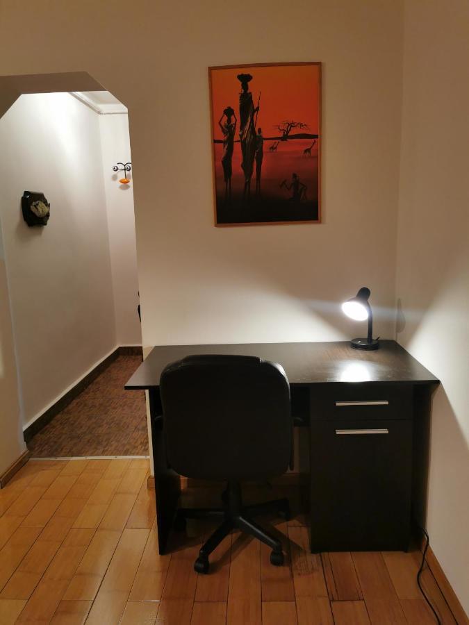 Comfy & Pleasant Apartment 10 Min Walk To Downtown Timisoara Exterior photo